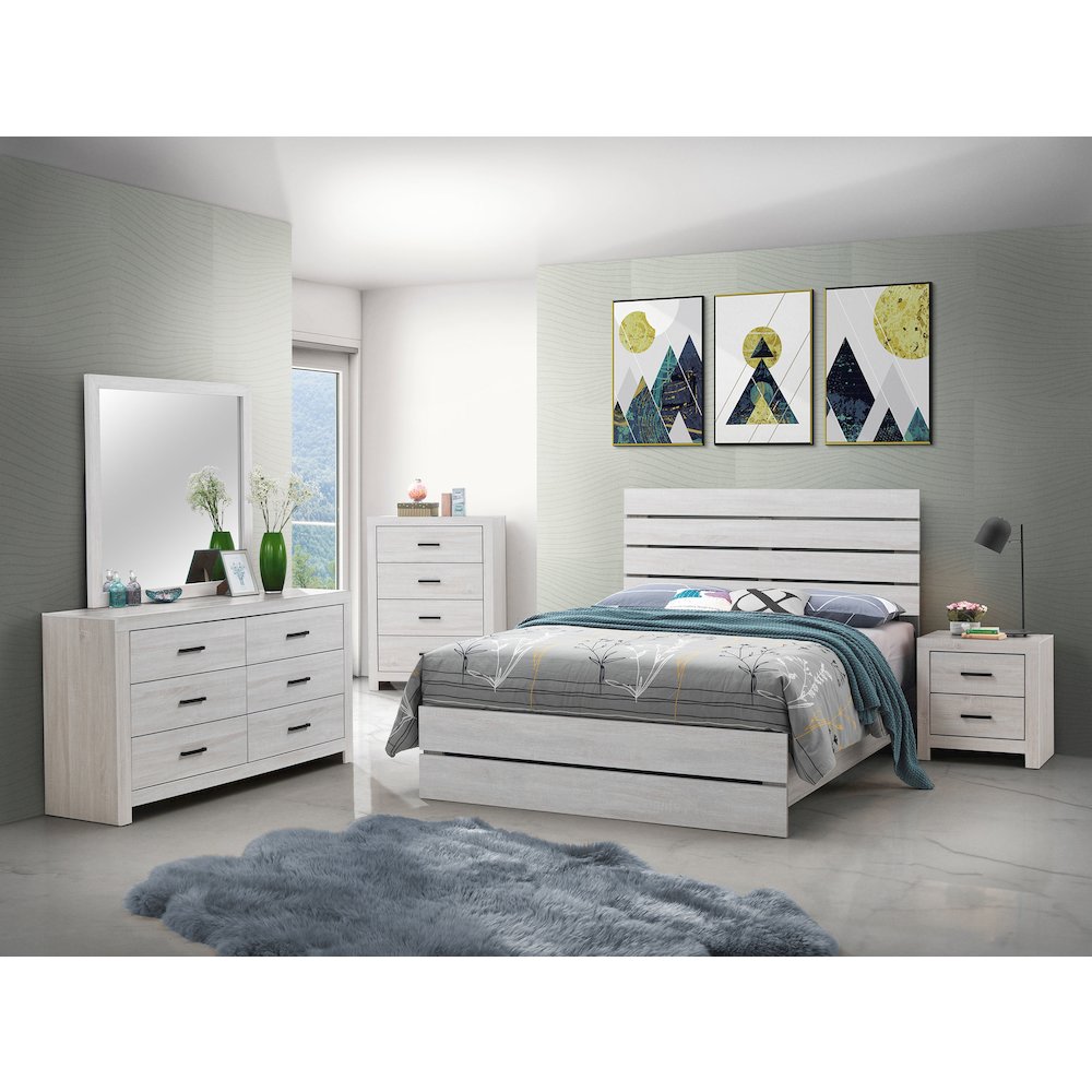 Brantford 5-piece Queen Bedroom Set Coastal White. Picture 12