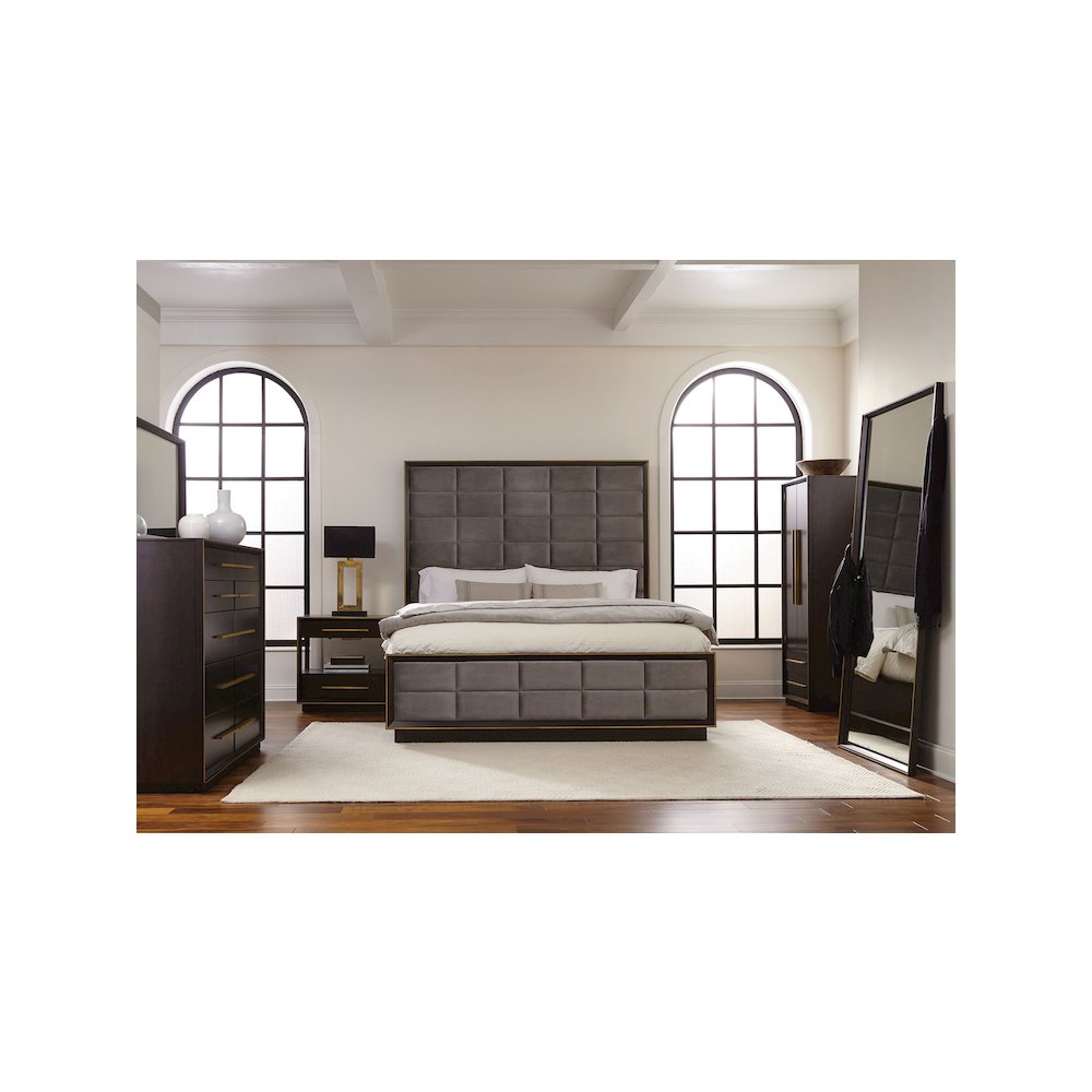 Durango 4-piece Eastern King Bedroom Set Smoked Peppercorn. Picture 12