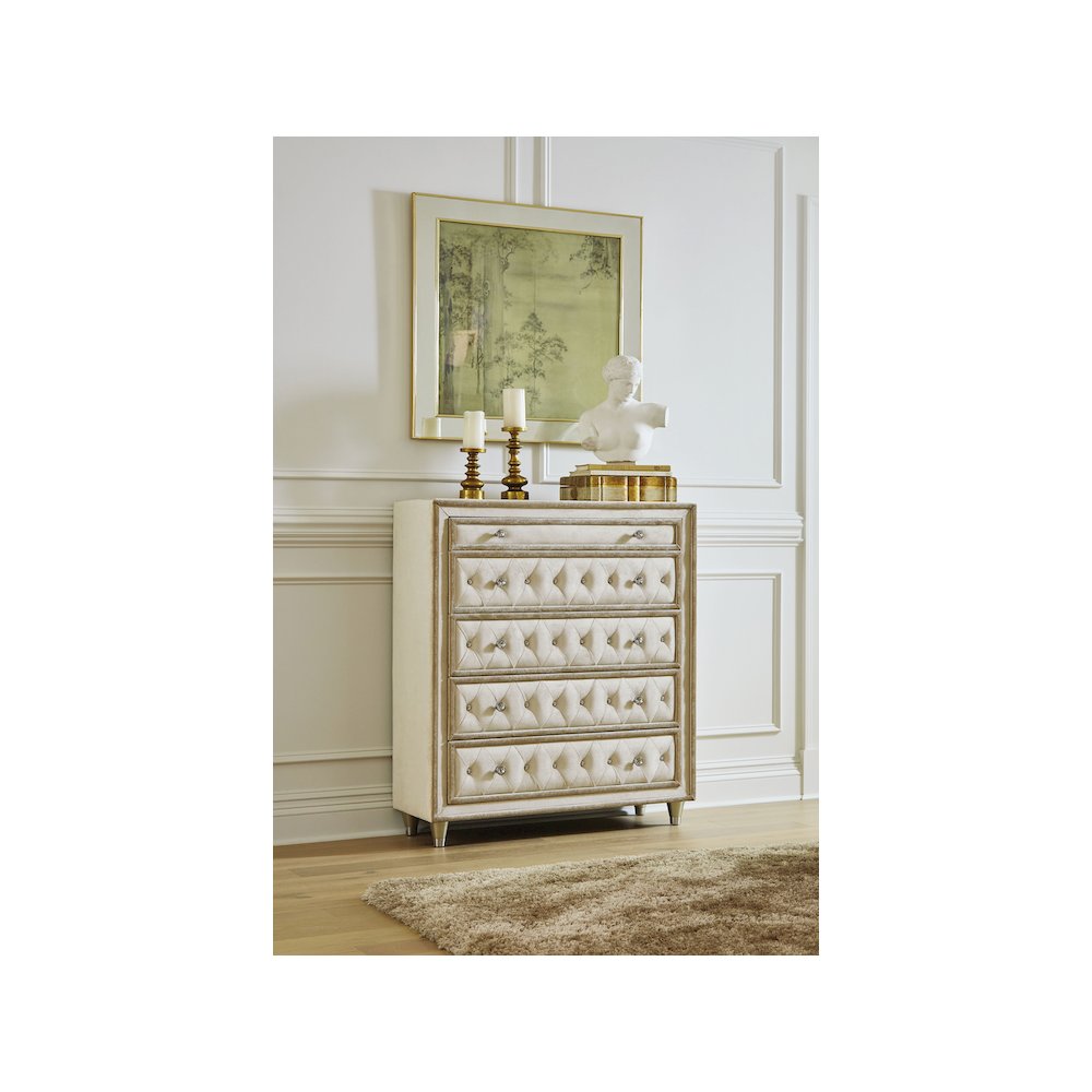 Antonella 5-drawer Bedroom Chest Ivory and Camel. Picture 4