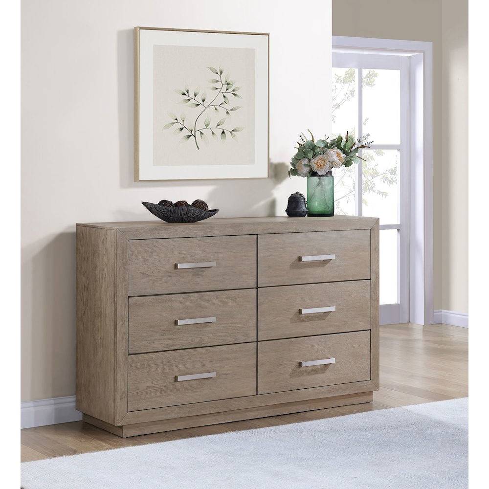 Kenora 6-drawer Dresser Barley Brown. Picture 11