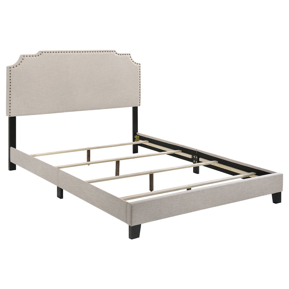 Tamarac Upholstered Queen Panel Bed Beige. Picture 2
