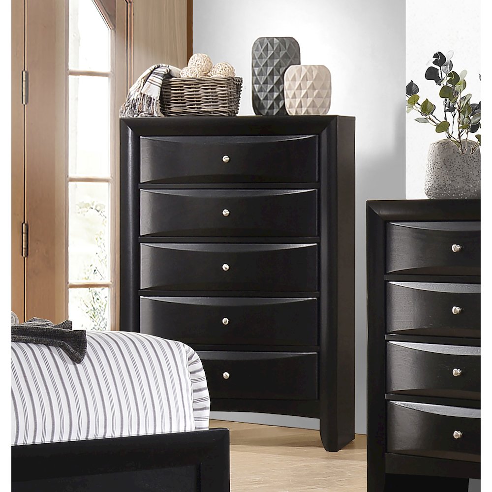 Briana 5-drawer Bedroom Chest Black. Picture 3