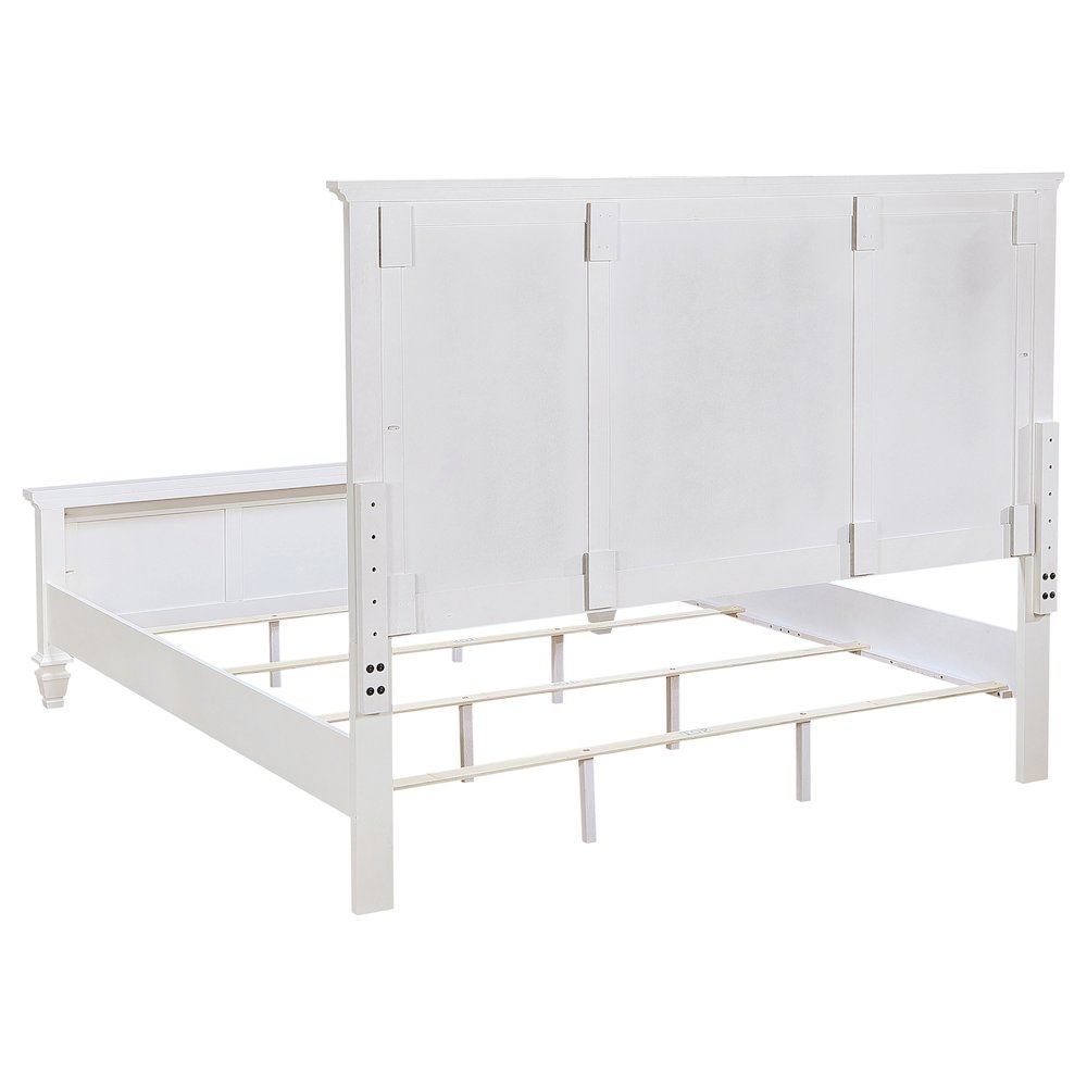 Sandy Beach 5-piece Eastern King Bedroom Set Cream White. Picture 3