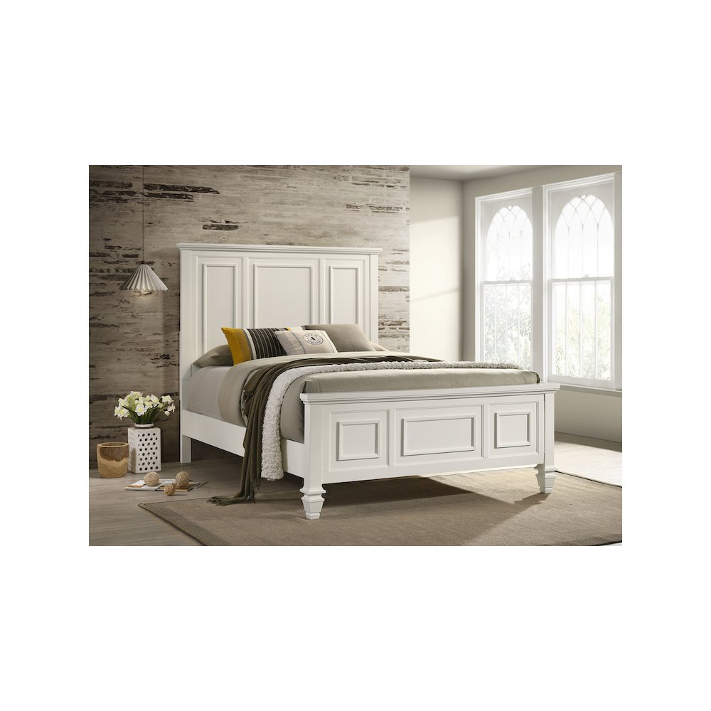 Sandy Beach Wood Queen Panel Bed Cream White. Picture 5