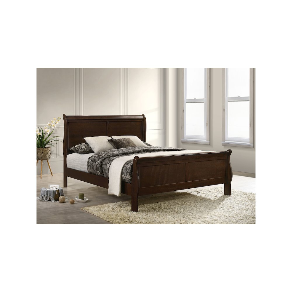 Louis Philippe Wood Queen Sleigh Bed Cappuccino. Picture 5