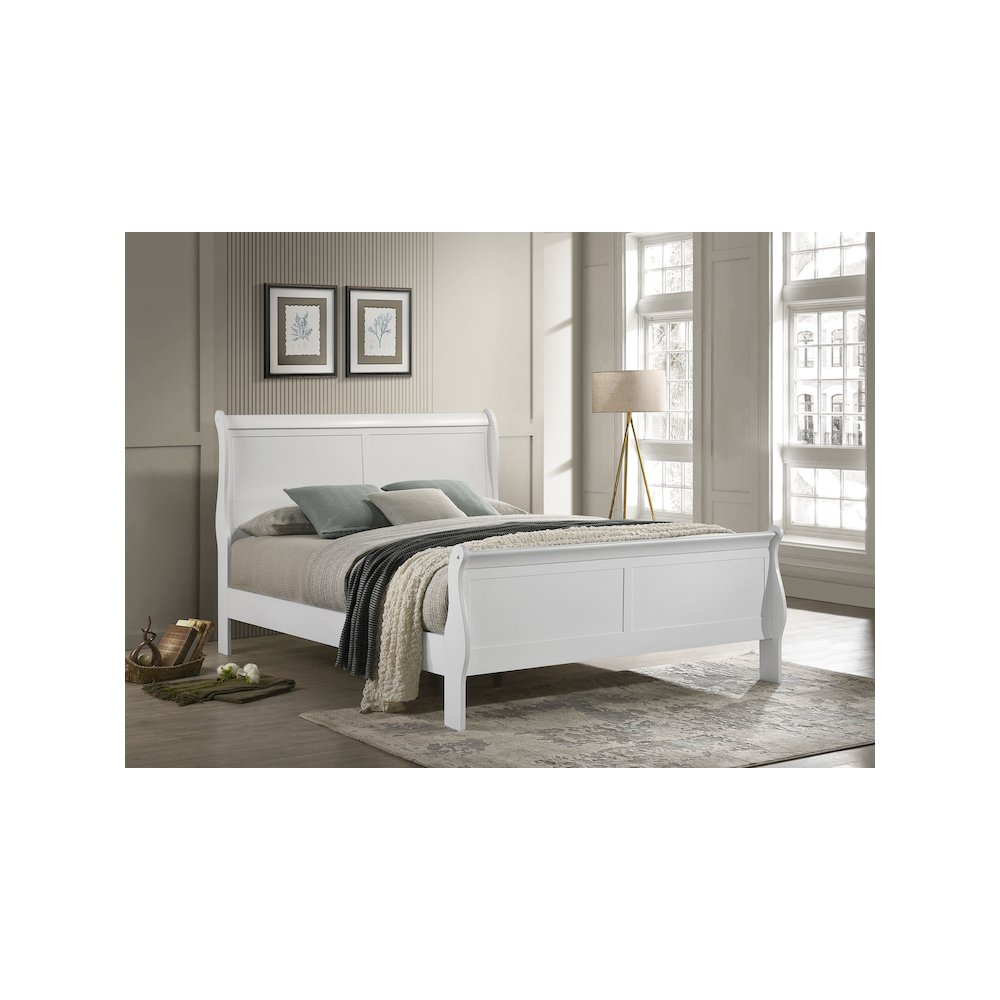 Louis Philippe 47-inch Full Sleigh Panel Bed White. Picture 5