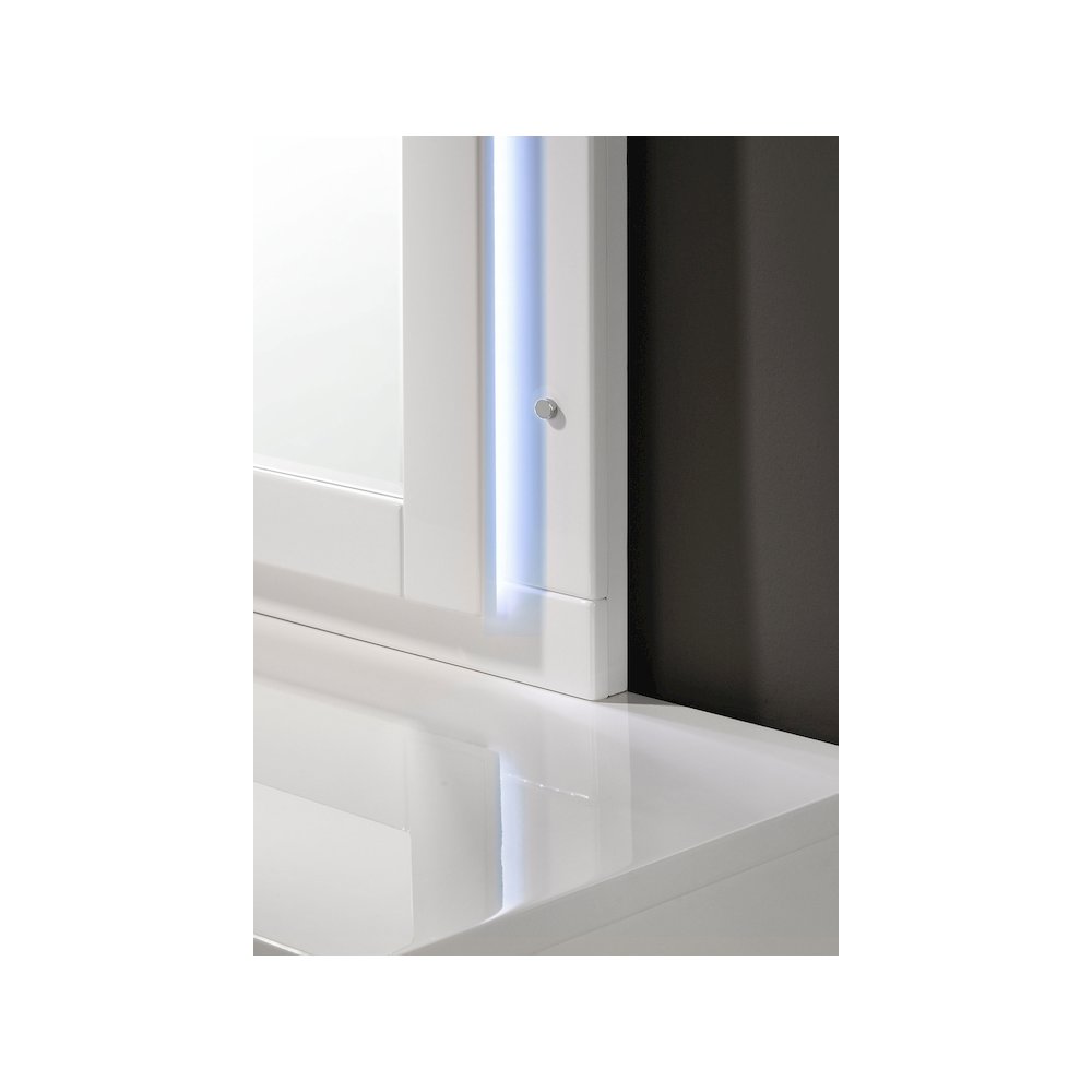 Felicity 4-piece Full Bedroom Set White High Gloss. Picture 15