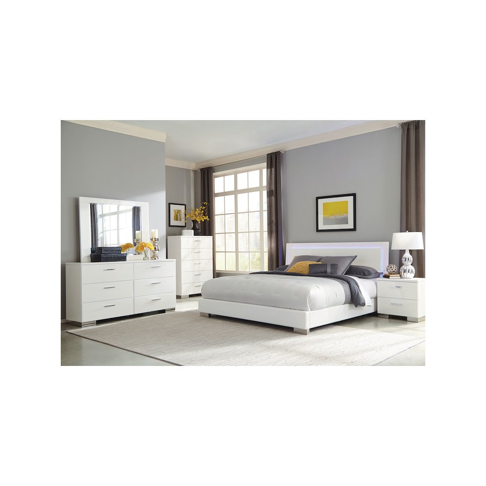 Felicity Wood Eastern King LED Panel Bed White High Gloss. Picture 9
