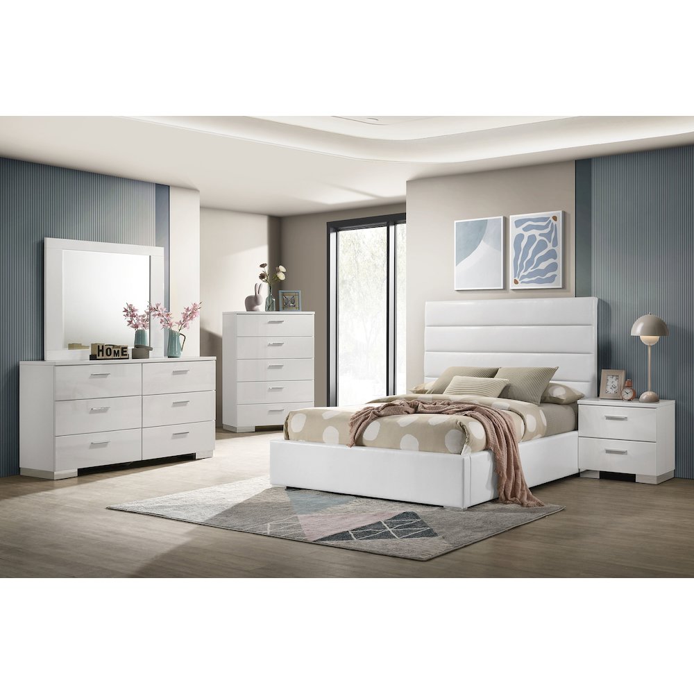 Felicity 53-inch Upholstered Full Platform Bed White. Picture 9