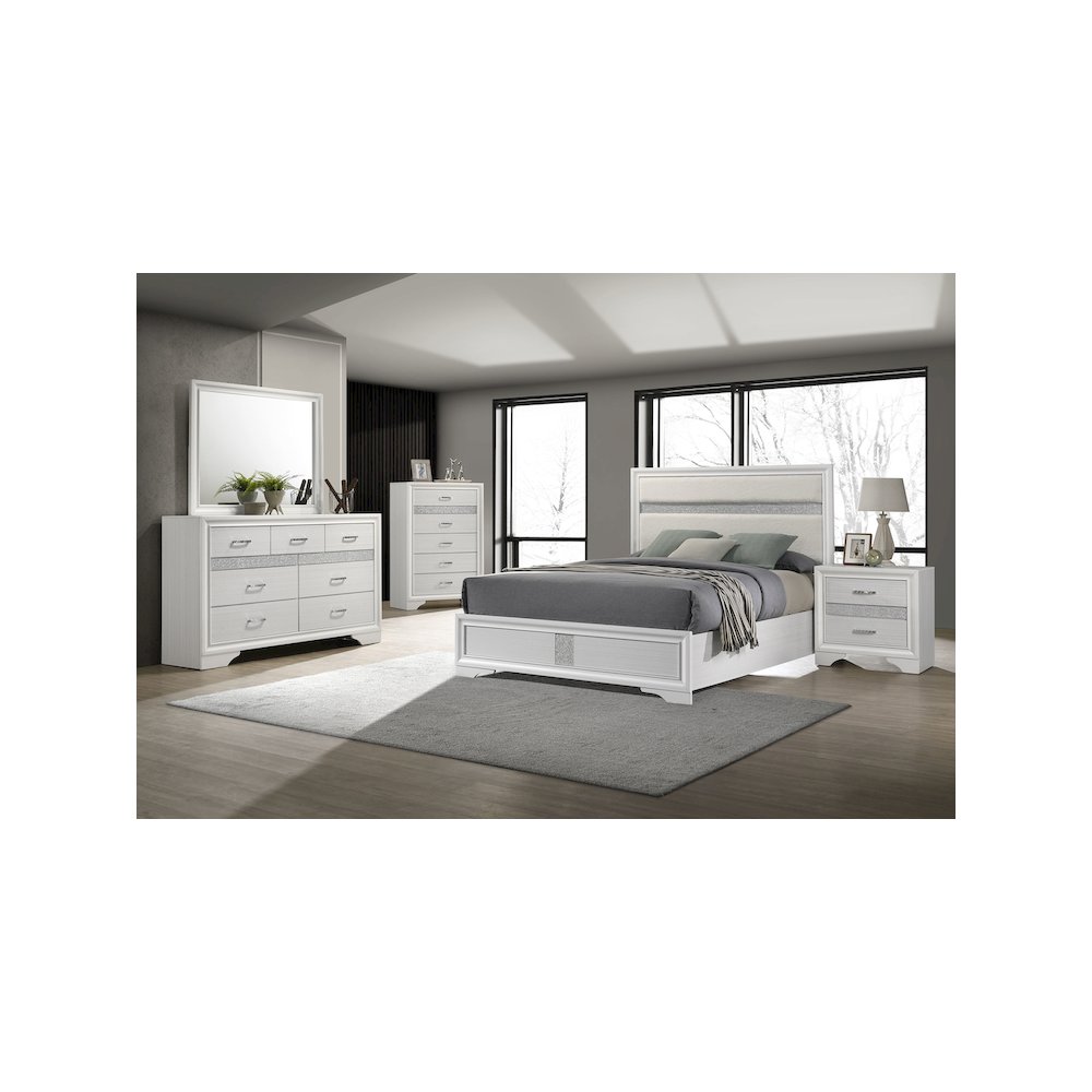 Miranda 54-inch Upholstered Full Panel Bed White. Picture 9