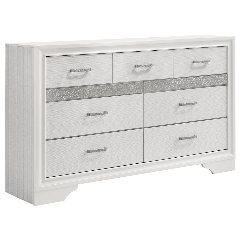 Miranda 4-piece Queen Bedroom Set White. Picture 7