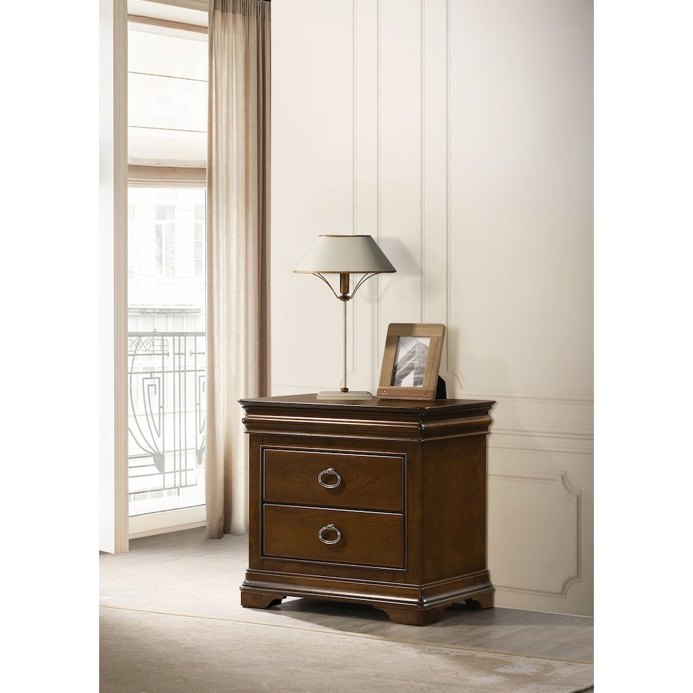 Garland 3-drawer Nightstand Bedside Table Brown Cherry. Picture 2