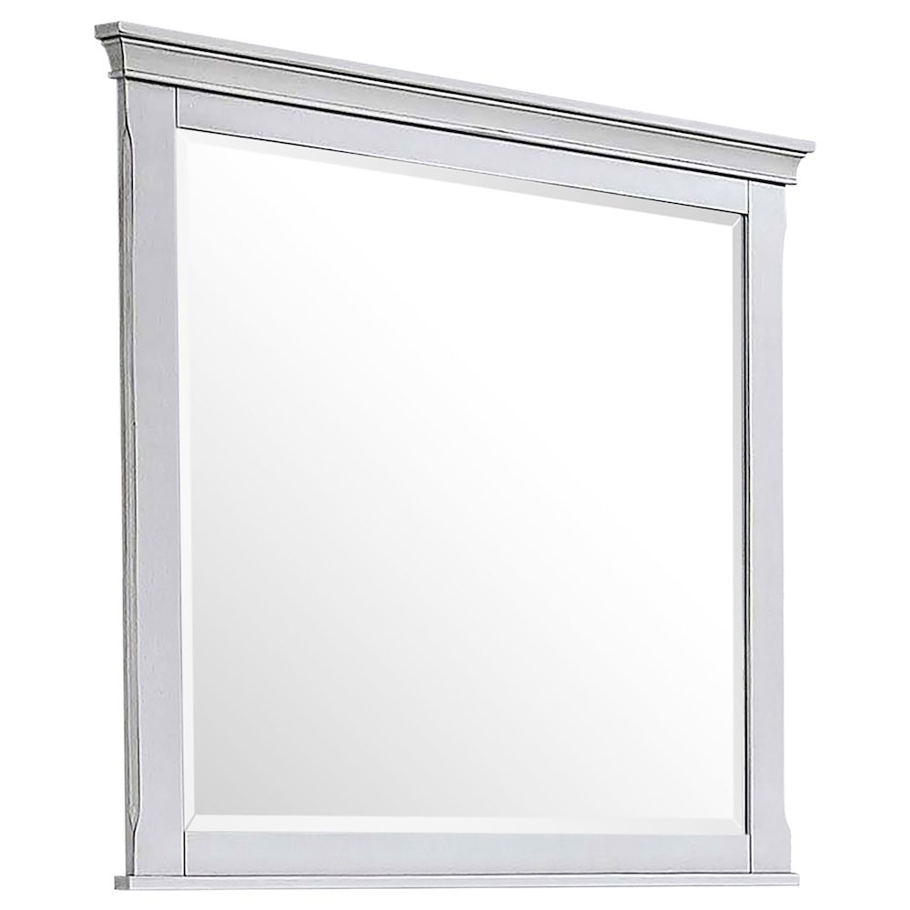 Franco 4-piece Queen Bedroom Set Distressed White. Picture 7