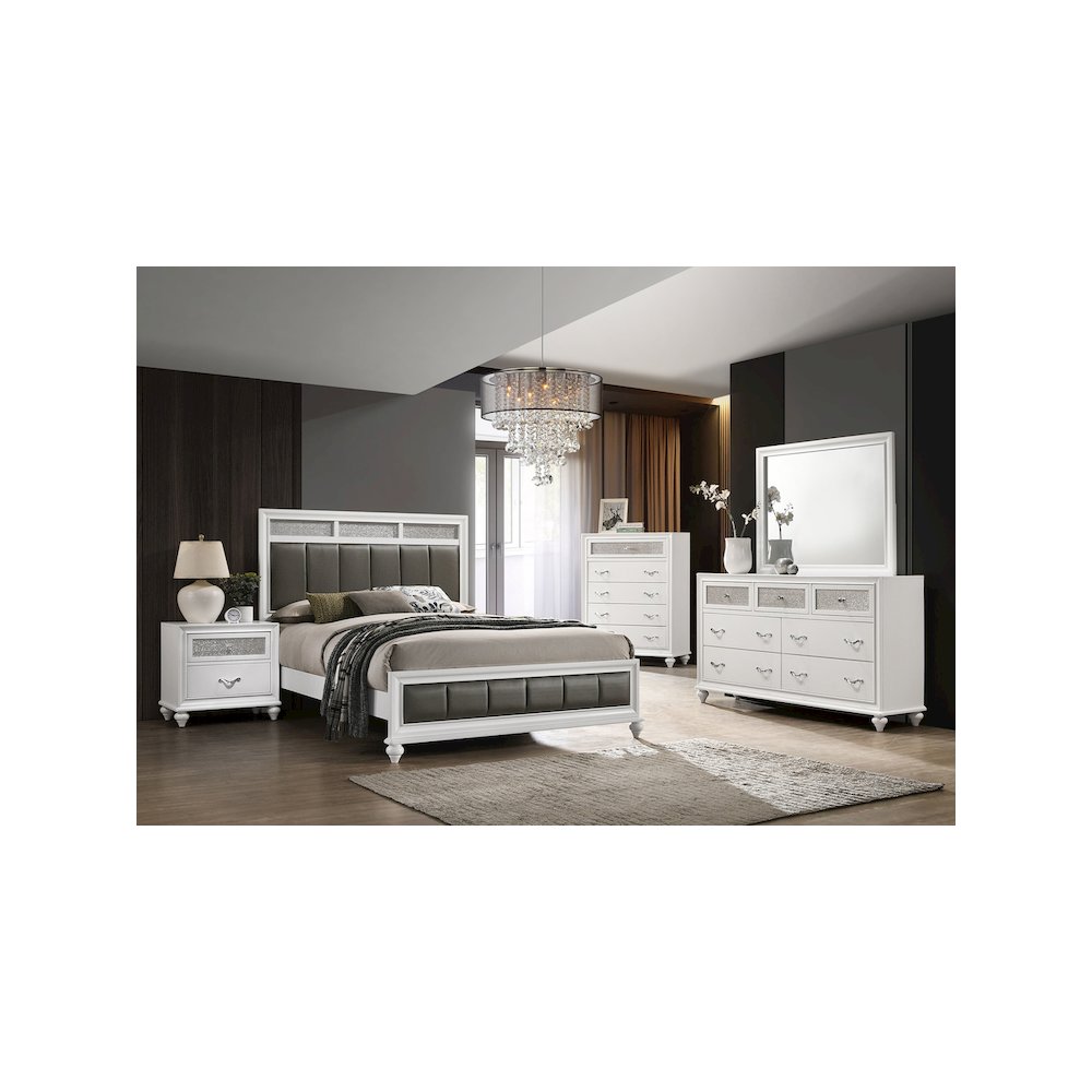 Barzini 7-drawer Dresser with Mirror White. Picture 12
