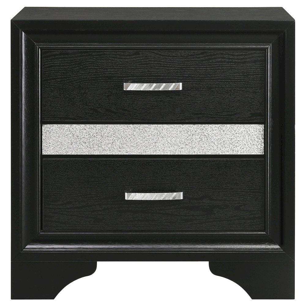 Miranda 4-piece California King Bedroom Set Black. Picture 4