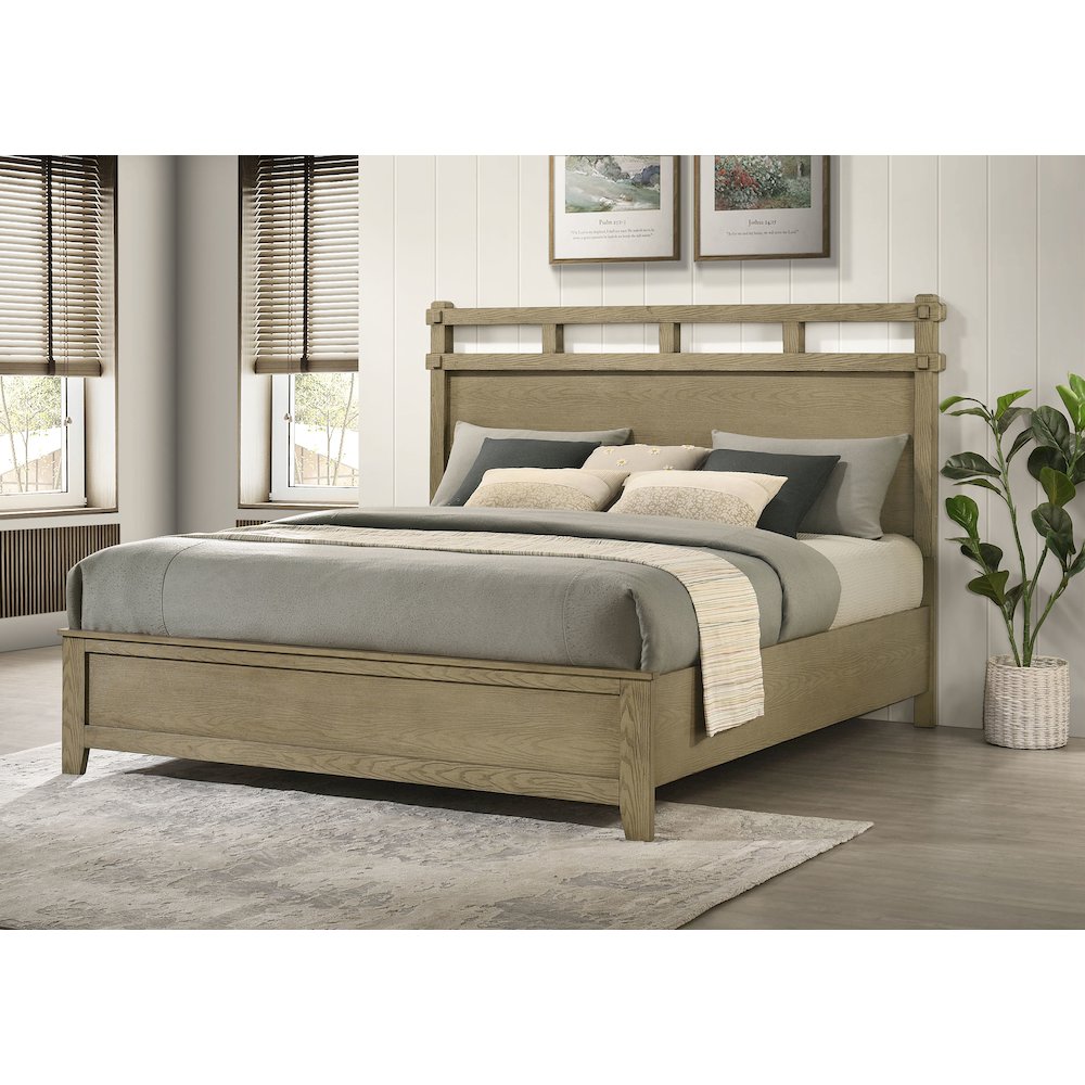 Hazlewood 59-inch Eastern King Panel Bed Vineyard Oak. Picture 2