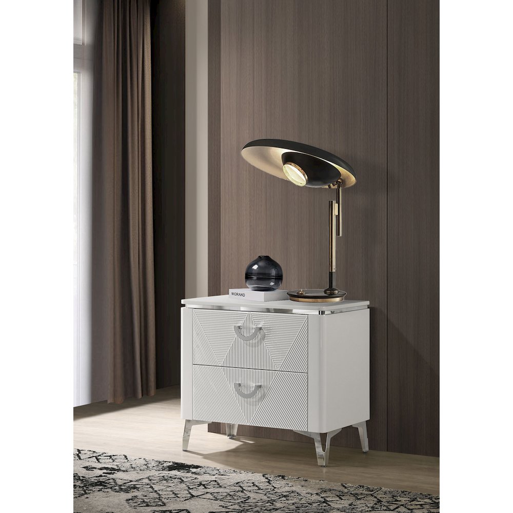 Cassia 2-drawer Nightstand Bedside Table White High Gloss. Picture 2
