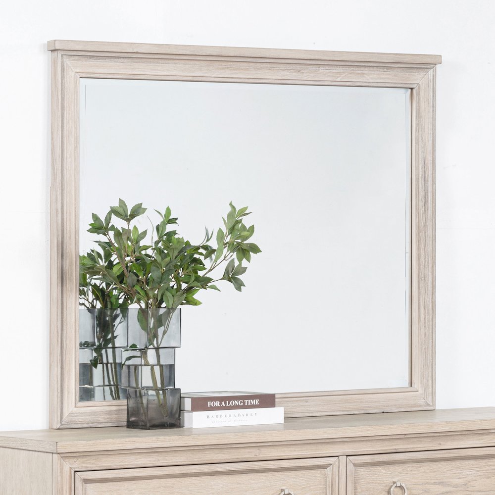 Pembroke Dresser Mirror Washed Oak. Picture 2