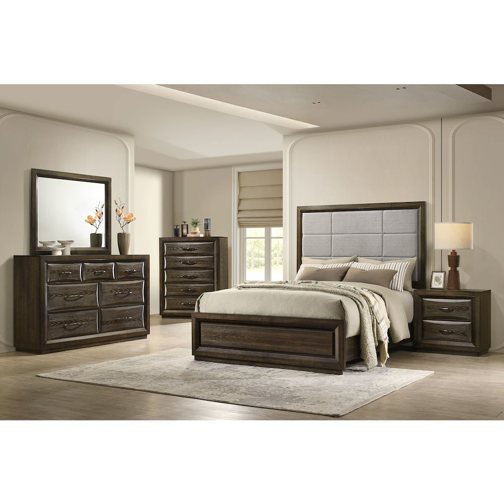 Atlas 7-drawer Bedroom Dresser and Mirror Set Dark Oak. Picture 14