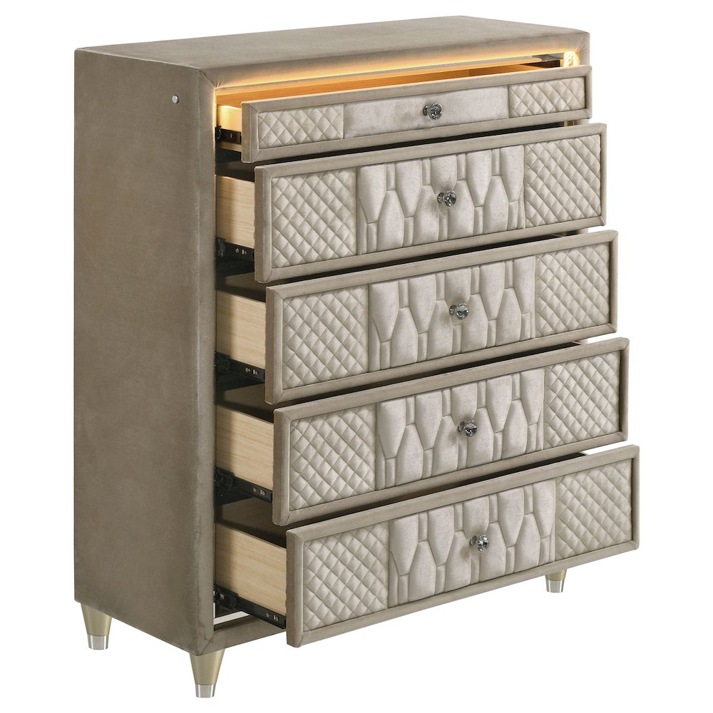 Lorient 5-drawer LED Chest of Drawers Ivory and Camel. Picture 7