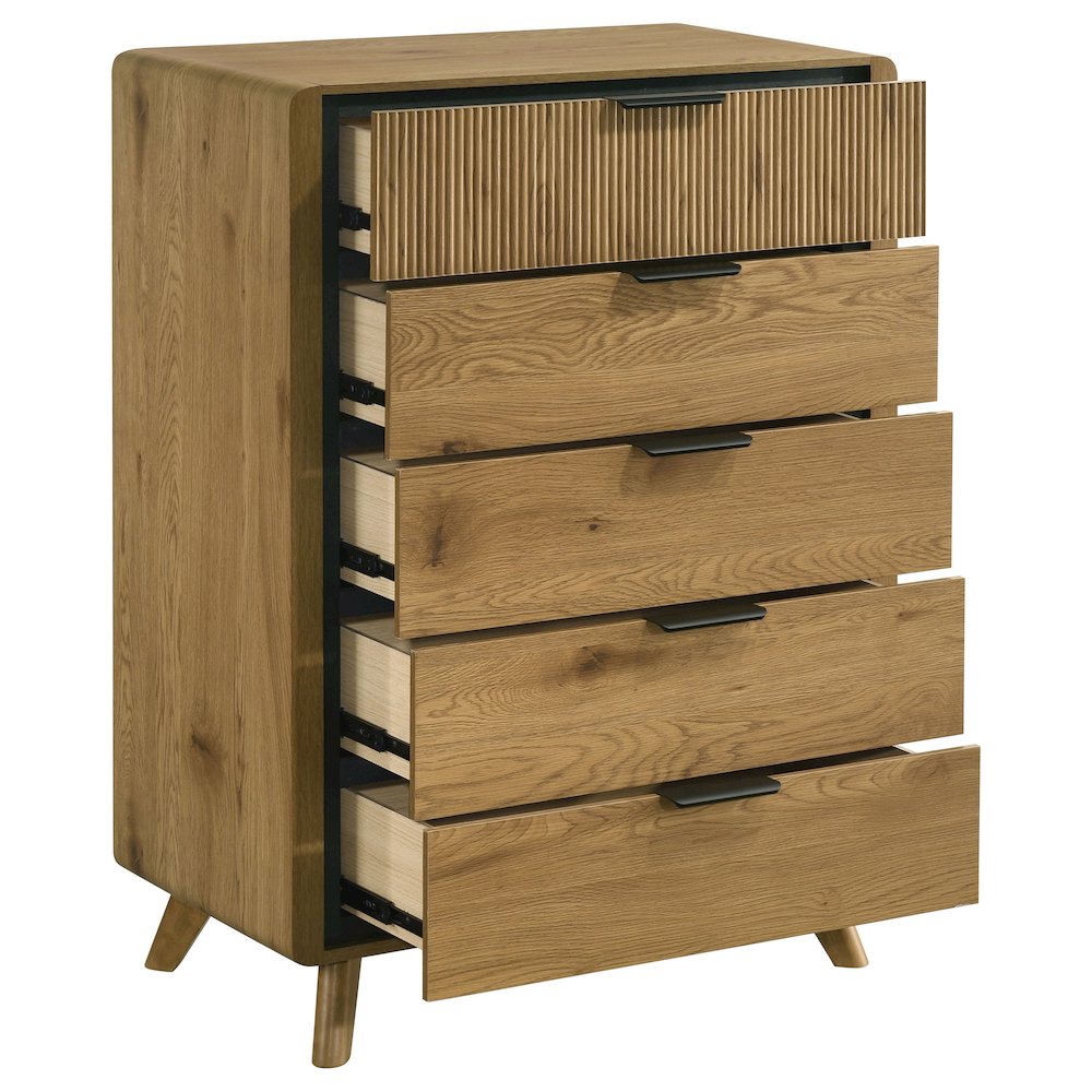 Bennett 5-drawer Bedroom Chest of Drawers Light Oak. Picture 10