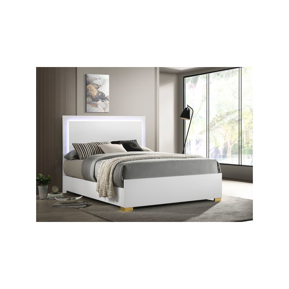 Marceline Wood Queen LED Panel Bed White. Picture 5