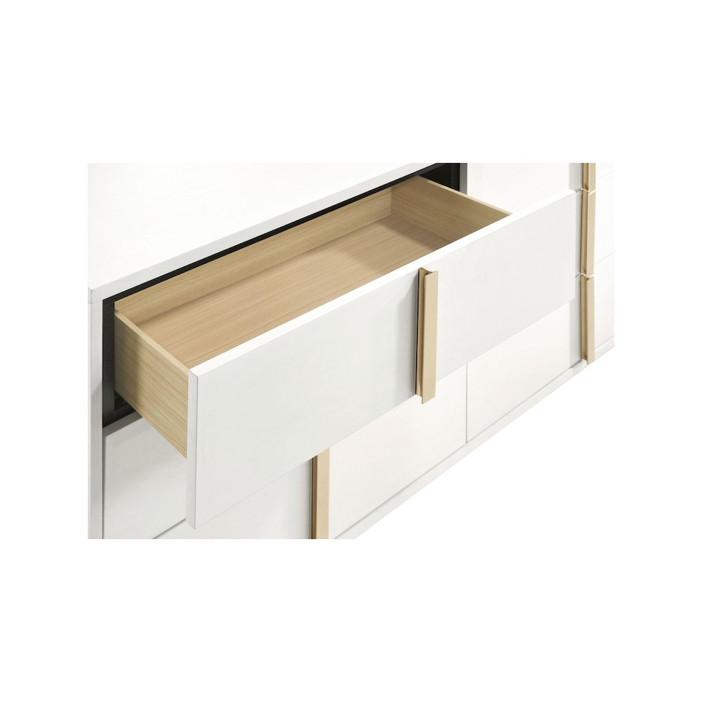 Marceline 6-drawer Dresser with Mirror White. Picture 13