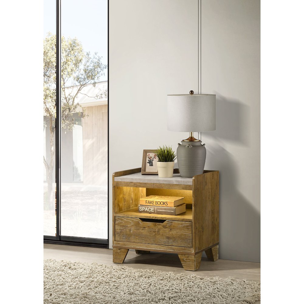 Henderson 1-drawer LED Nightstand Bedside Table Medium Oak. Picture 2