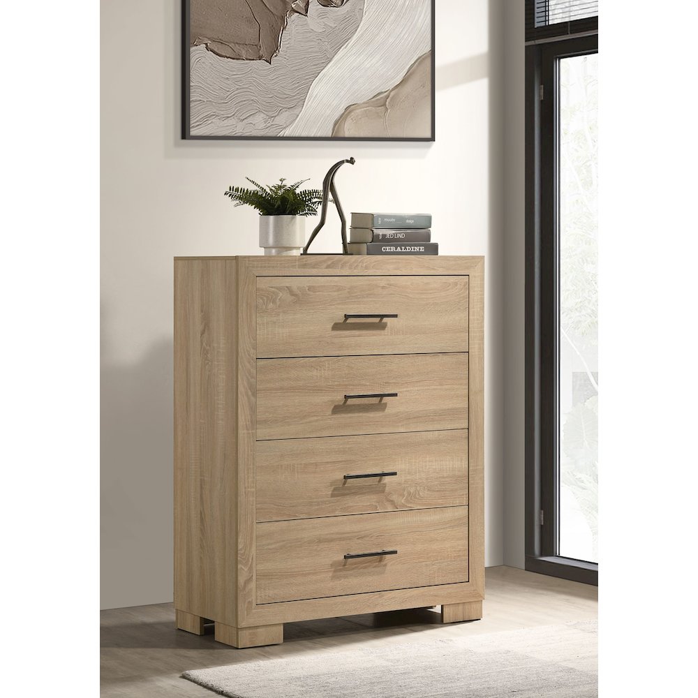 Arielle 4-drawer Bedroom Chest of Drawers Light Oak. Picture 2