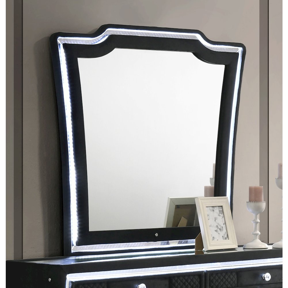 Lorient LED Dresser Mirror Black. Picture 2