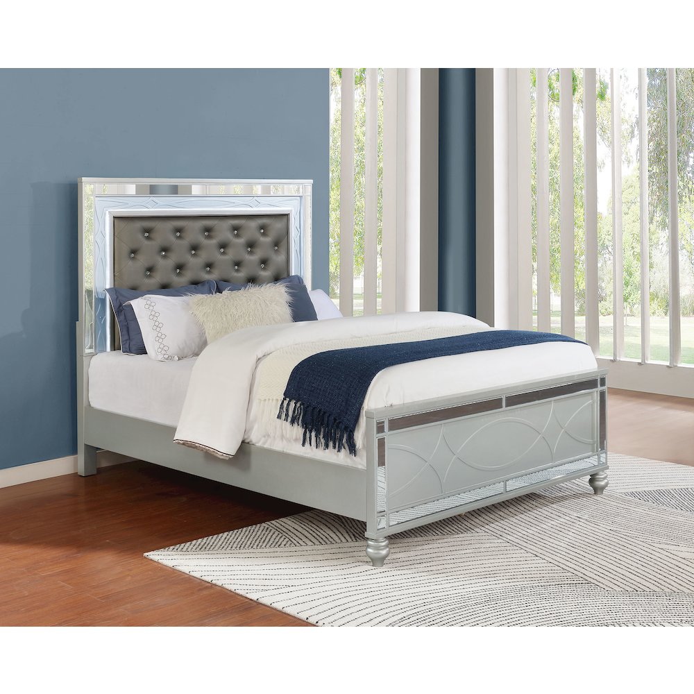 Gunnison Wood Queen LED Panel Bed Silver Metallic. Picture 5