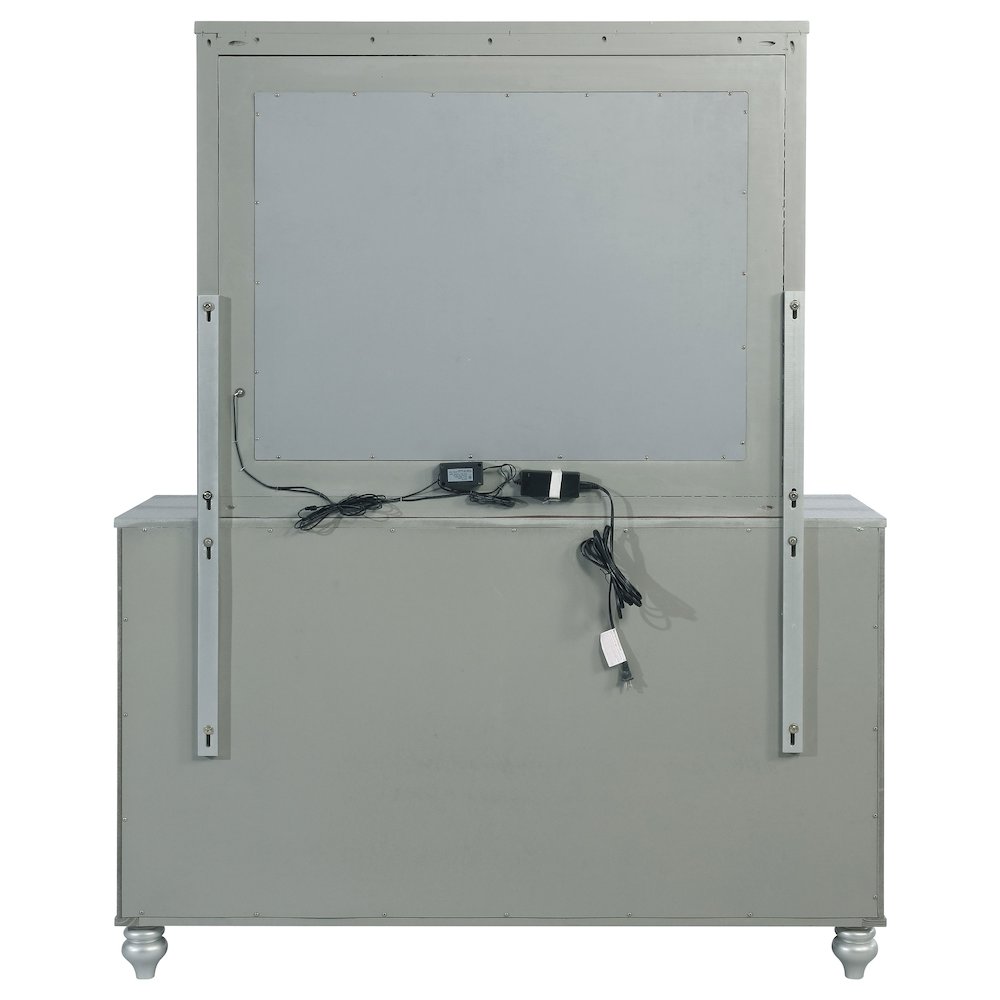 Gunnison 6-drawer Dresser with Mirror Silver Metallic. Picture 7