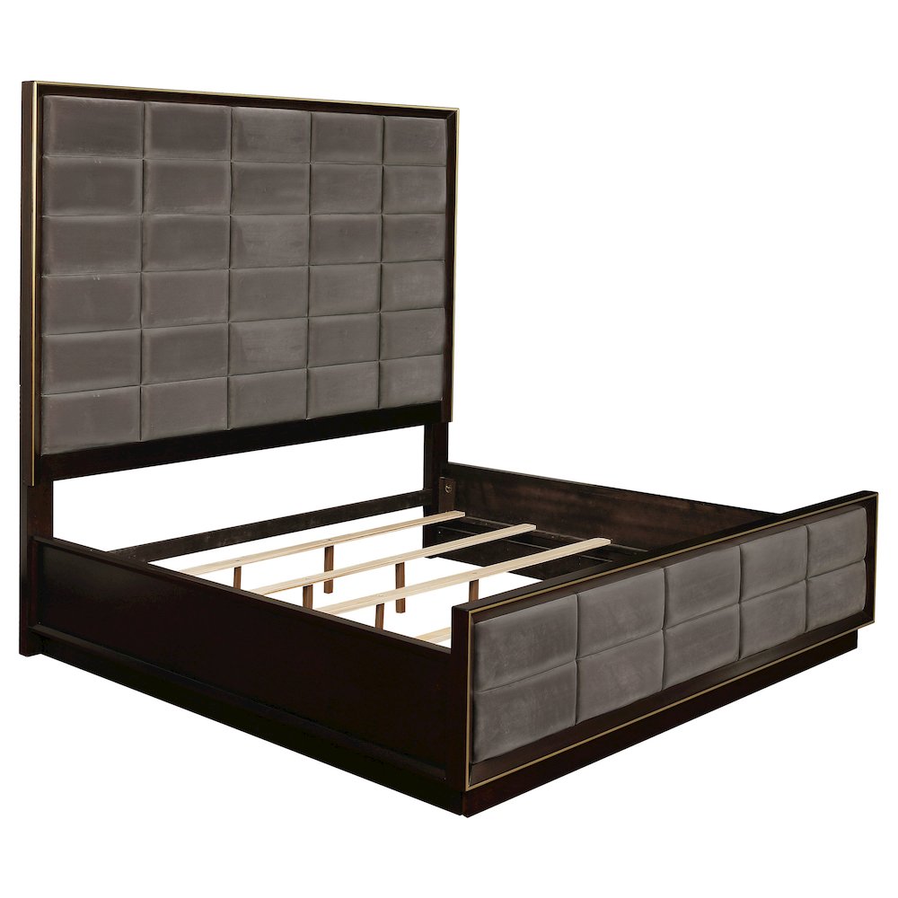 Durango 4-piece Eastern King Bedroom Set Smoked Peppercorn. Picture 3