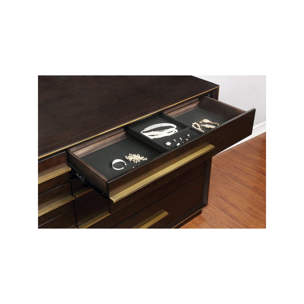 Durango 4-piece Queen Bedroom Set Smoked Peppercorn. Picture 15