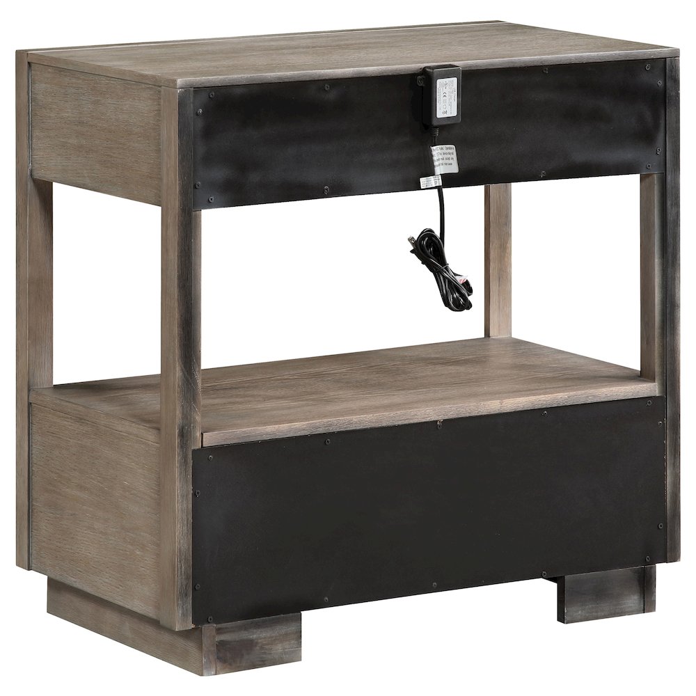 Durango 4-piece Eastern King Bedroom Set Washed Oak. Picture 6