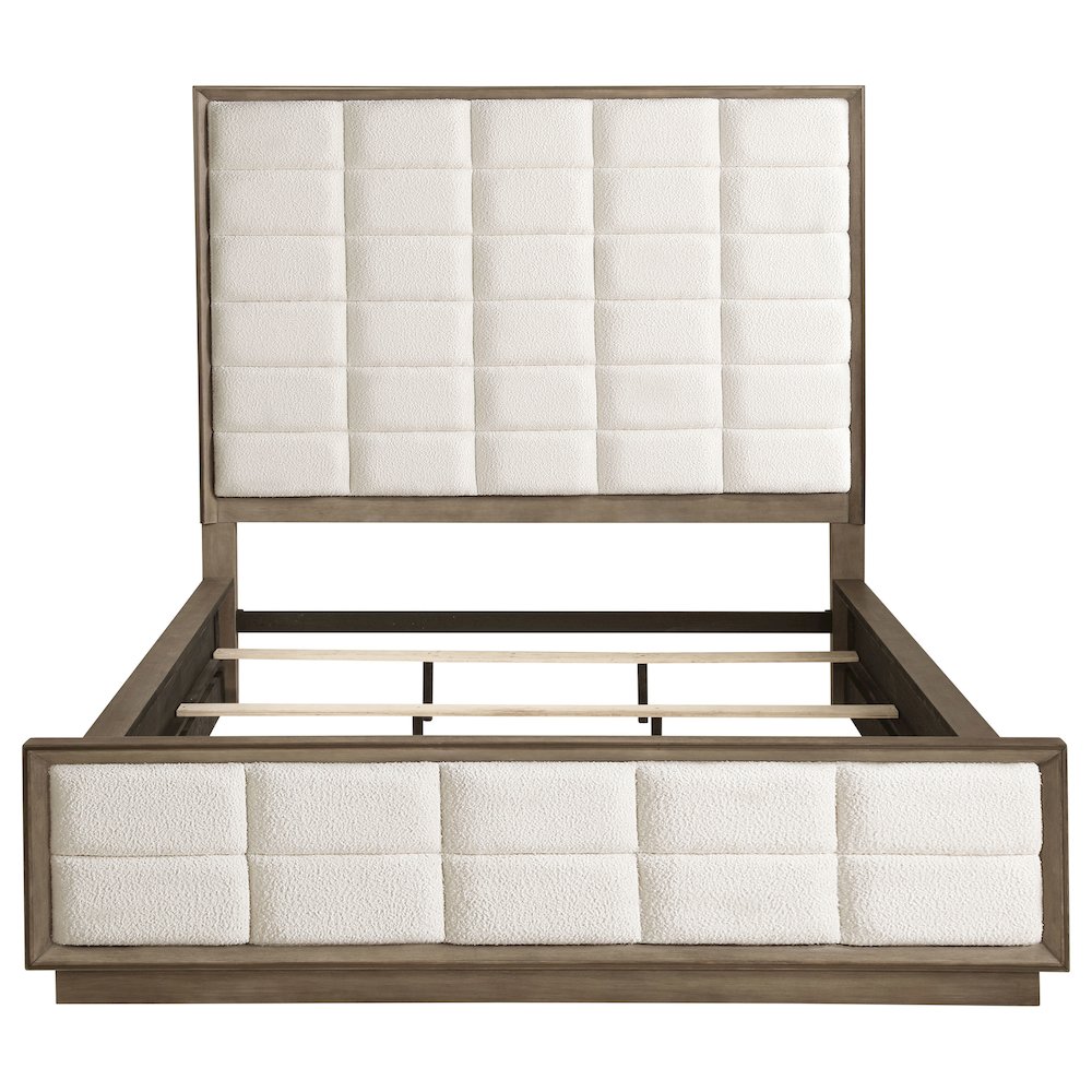 Durango 77-inch California King Panel Bed Washed Oak. Picture 4