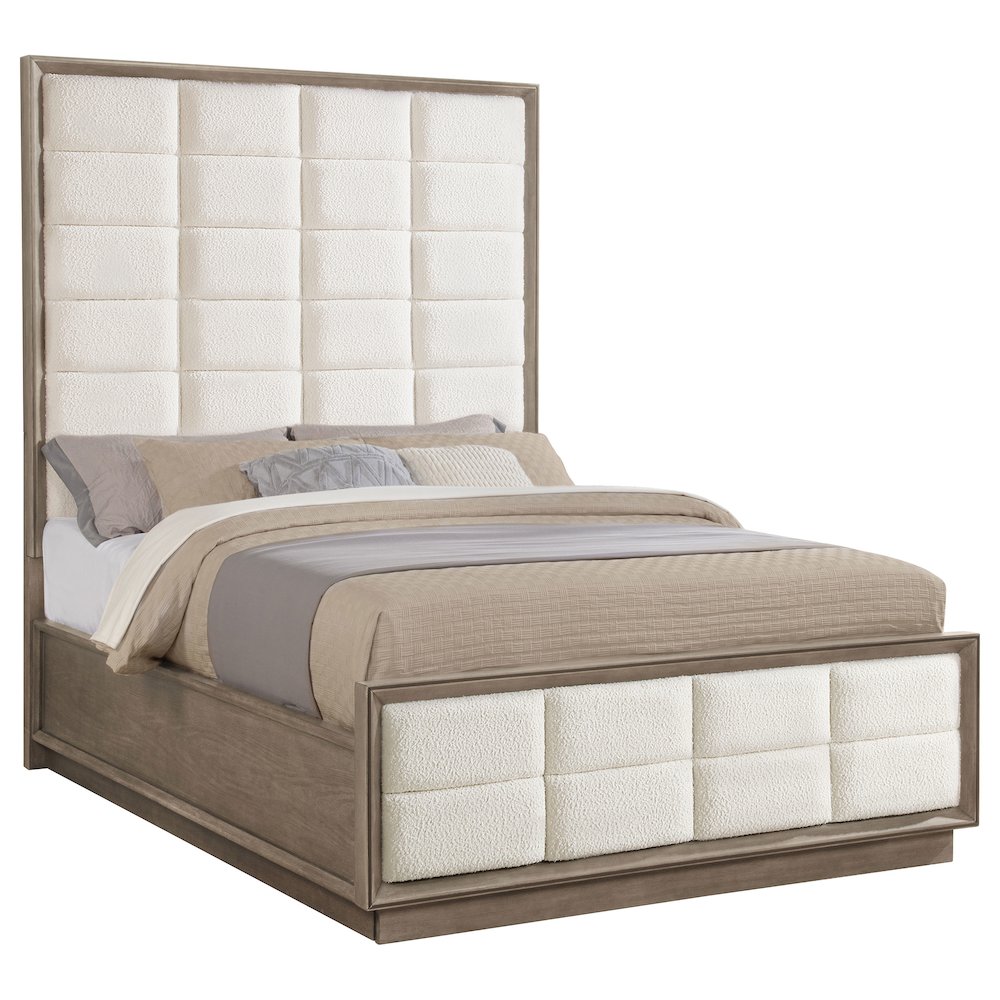 Durango 77-inch Queen Panel Bed Washed Oak. Picture 3