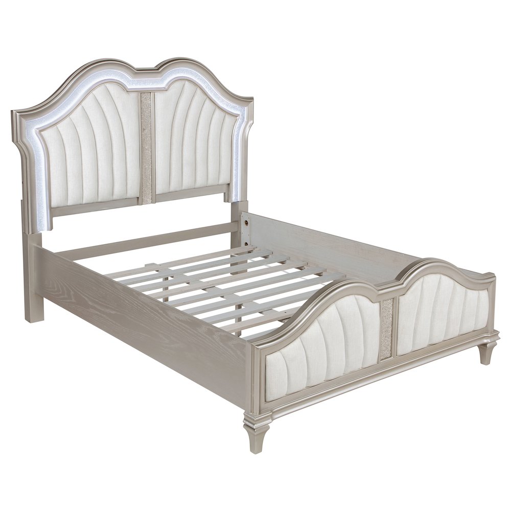 Evangeline 5-piece Queen Bedroom Set Silver Oak. Picture 3