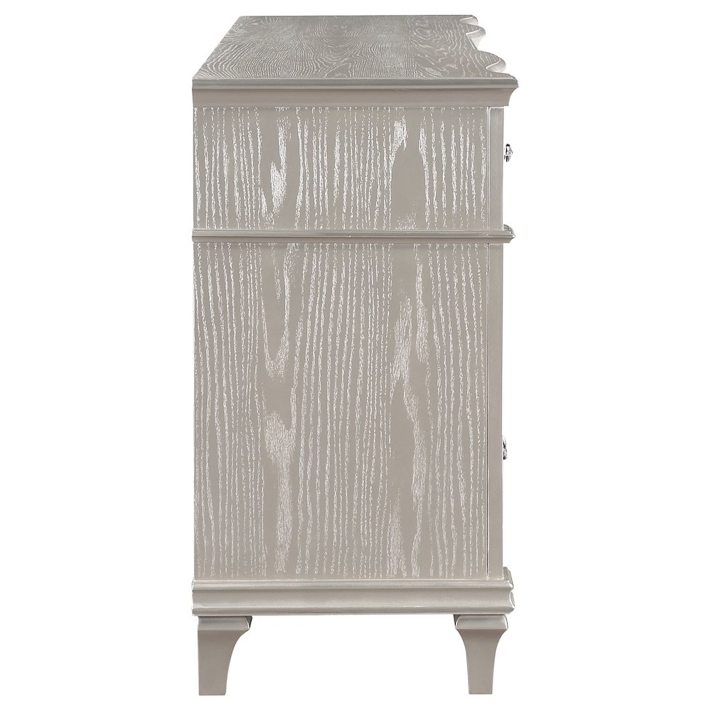 Evangeline 9-drawer Dresser Silver Oak. Picture 9