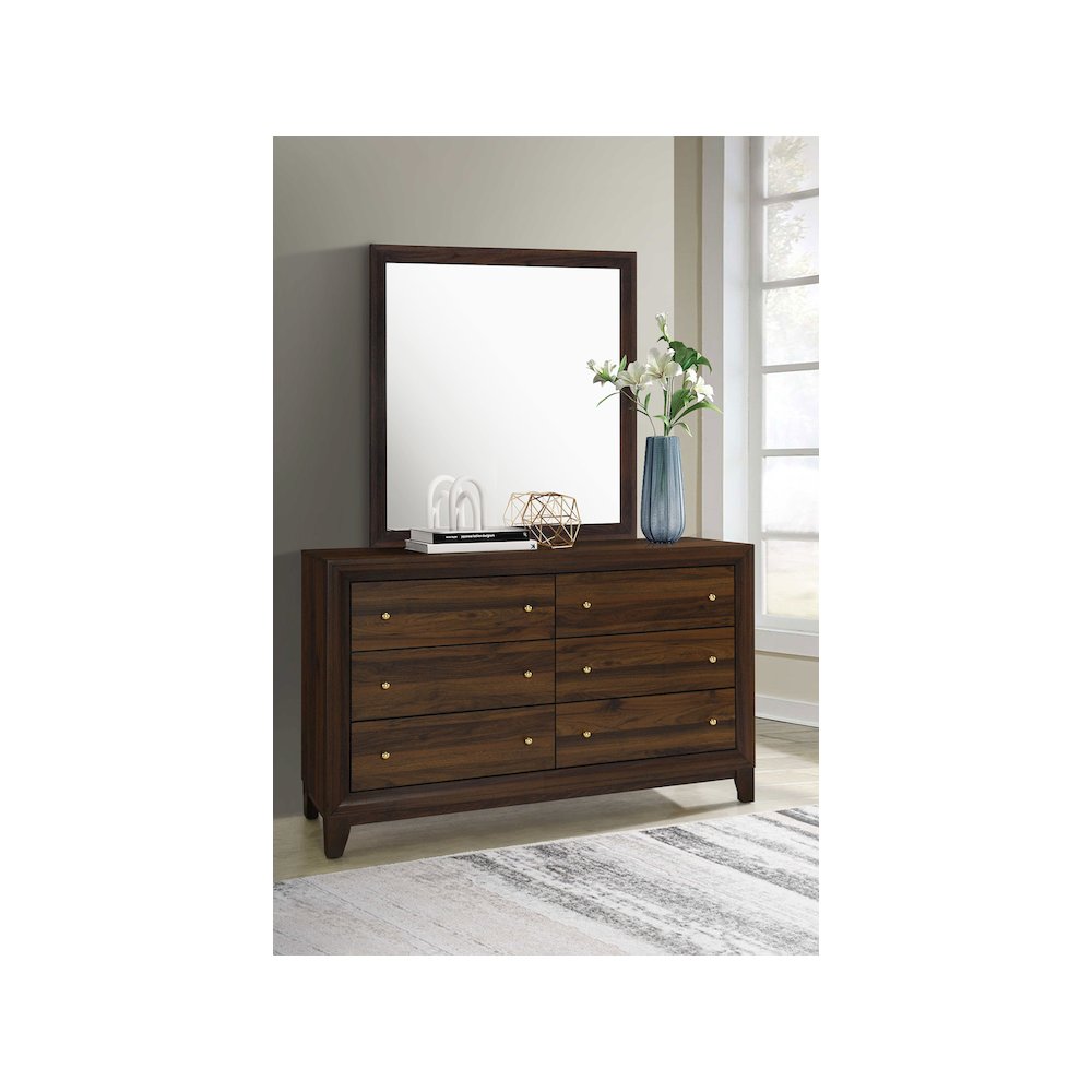Welsley 6-drawer Dresser and Mirror Walnut. Picture 9