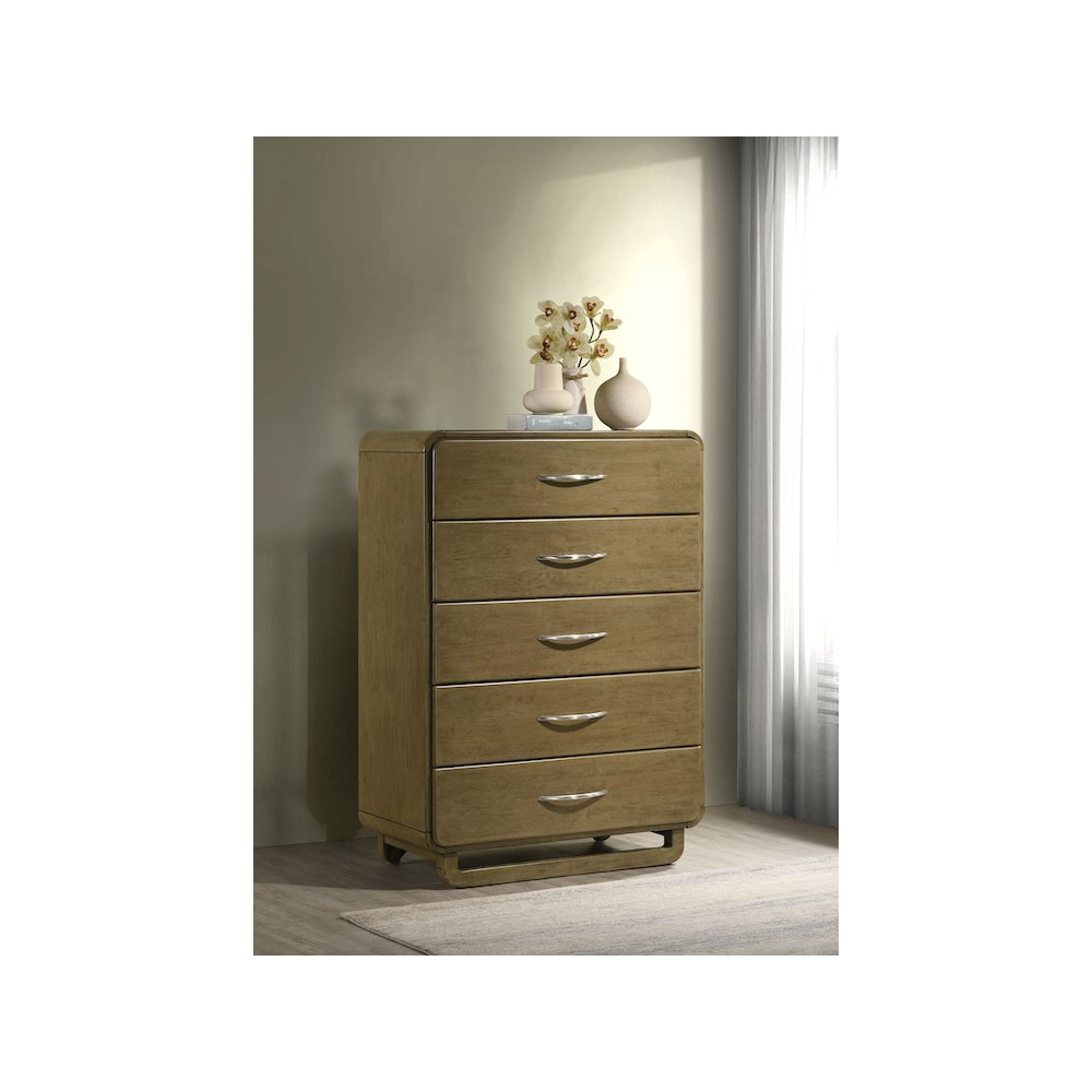 Amsbury 5-drawer Chest of Drawers Nutmeg. Picture 10