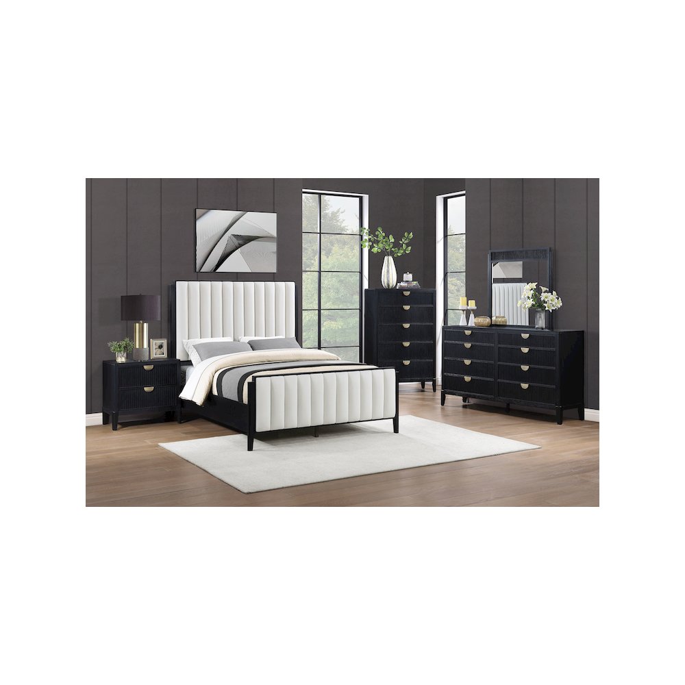 Brookmead 60-inch Upholstered Queen Bed Black. Picture 7