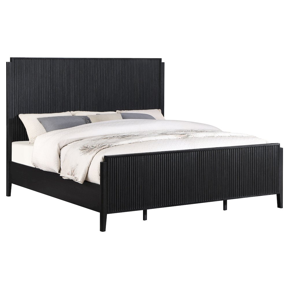 Brookmead Wood California King Panel Bed Black. Picture 3