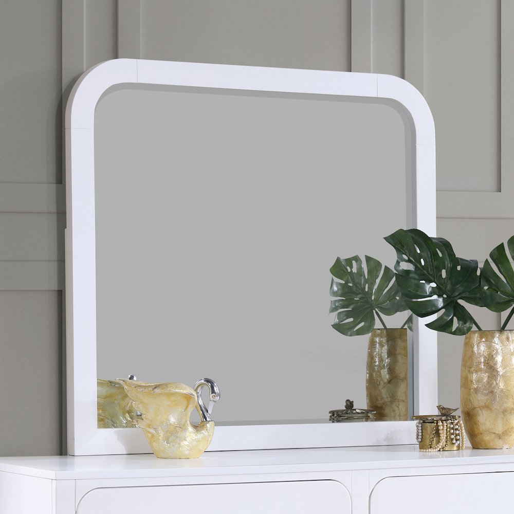 Anastasia Dresser Mirror Pearl White. Picture 4