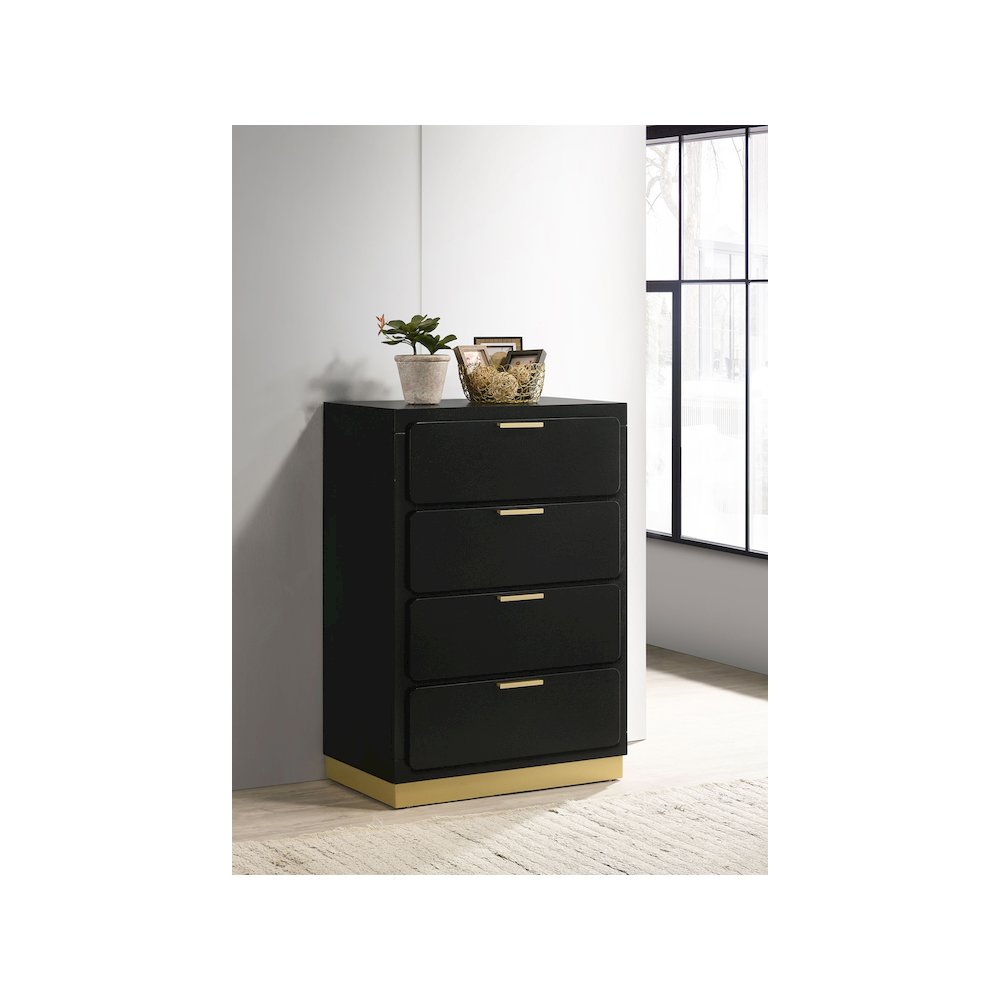 Caraway 4-drawer Bedroom Chest Black. Picture 10