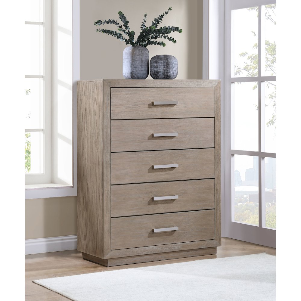 Kenora 5-drawer Bedroom Chest Barley Brown. Picture 10