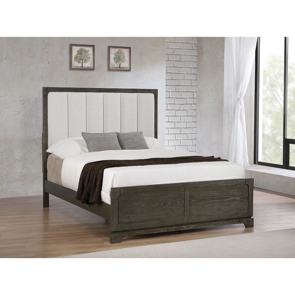 Gran Park 59-inch Eastern King Panel Bed Dark Cocoa. Picture 2
