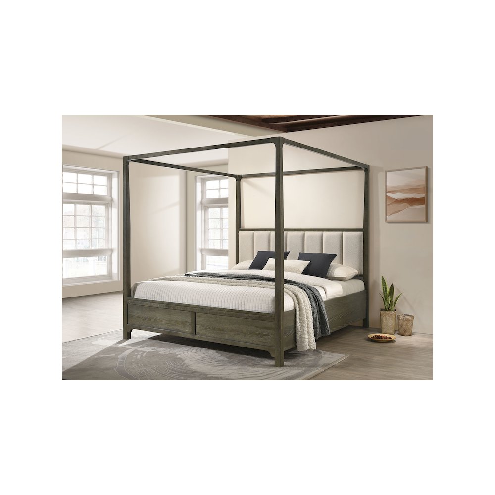 Gran Park Queen Canopy Bed Dark Cocoa. Picture 5