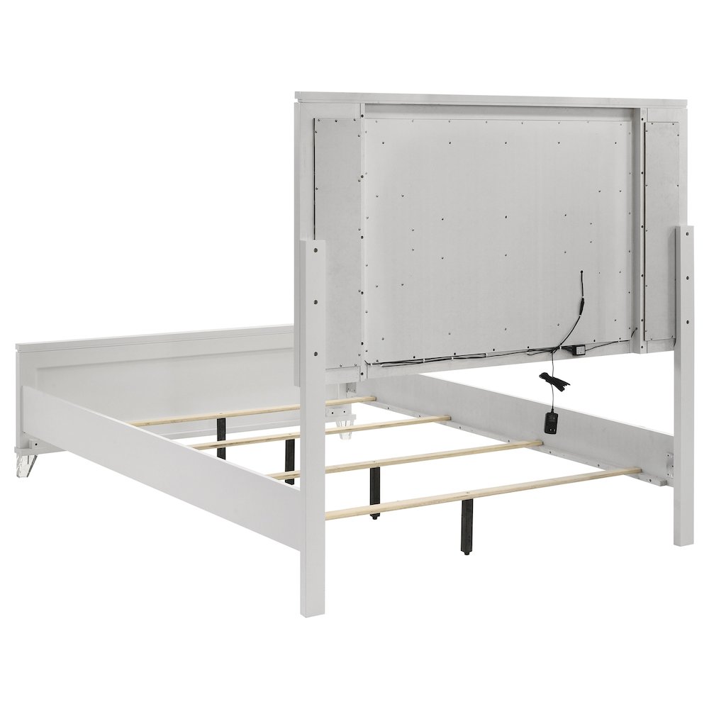 Marmore 4-piece Queen Bedroom Set White. Picture 4