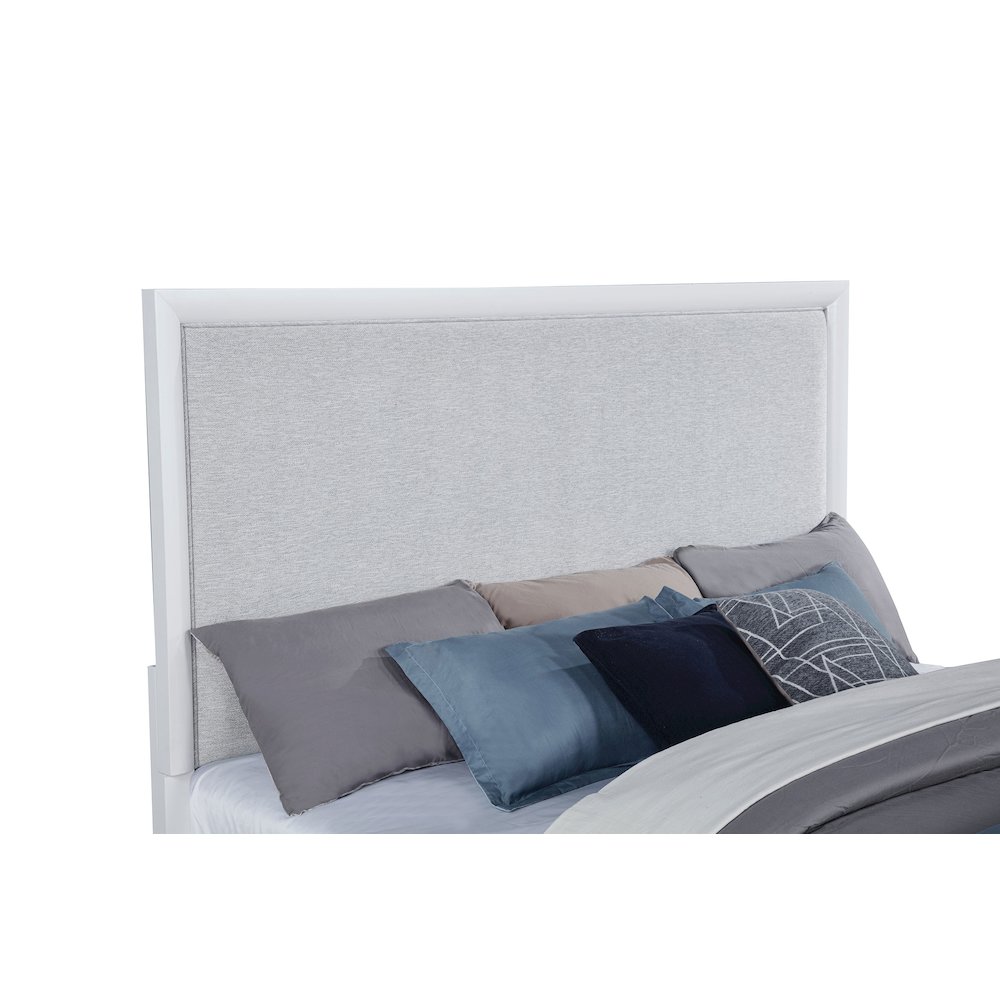 Gracemont 57-inch California King Panel Bed Grey and White. Picture 7